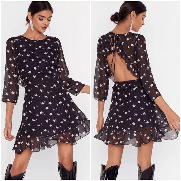 Nasty Gal Dresses & Skirts - NWT Nasty Gal Women's Sz 2 Star Backless Mini Skater Dress Black White